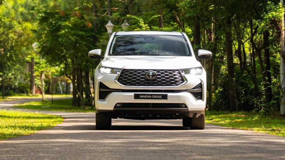 Toyota Innova Cross 2024