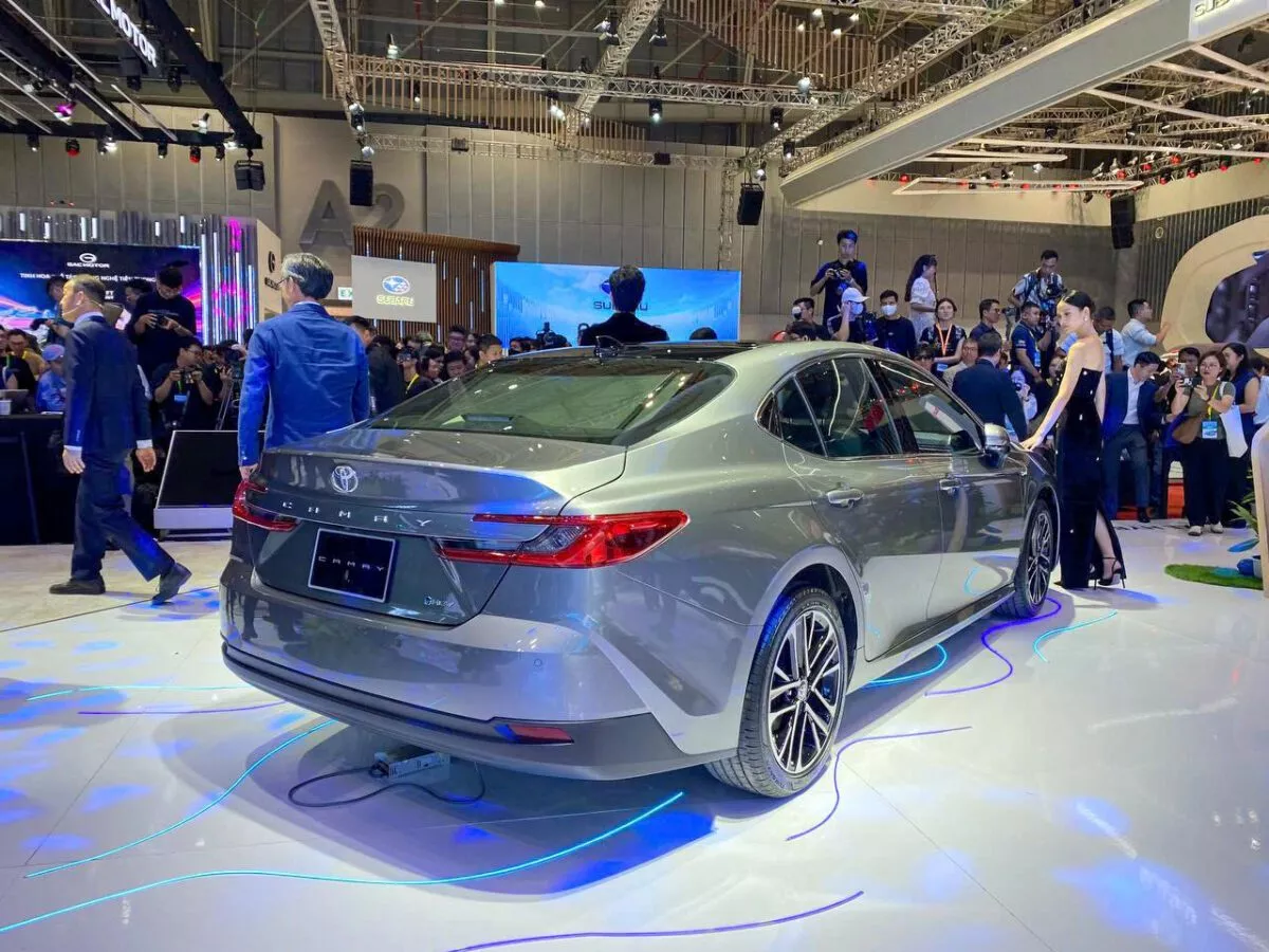 Toyota Camry 2025