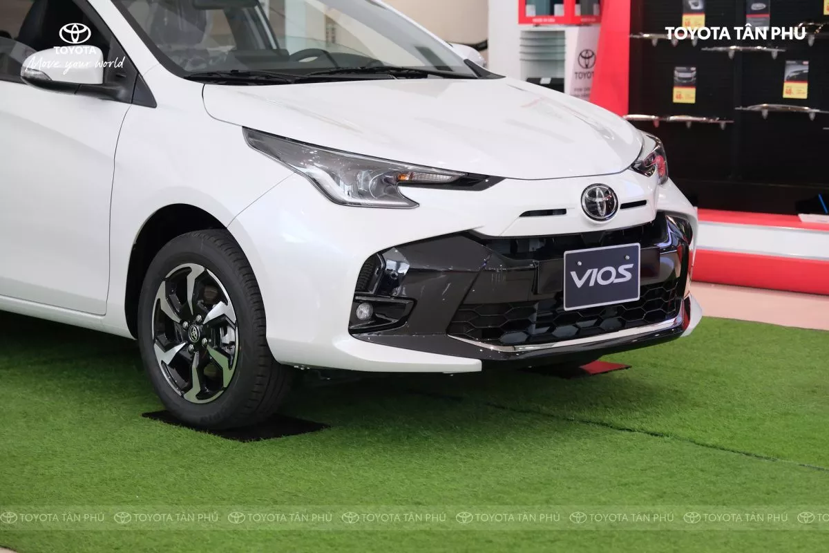 Toyota Vios 2024 - Ngoại Thất Đầu Xe Vios