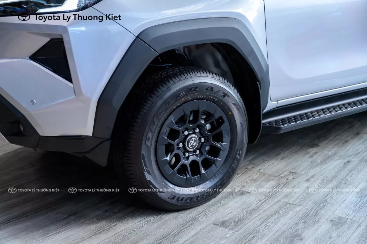 Ngoại Thất Toyota Hilux 2026 - Bánh Xe, Mâm Lốp