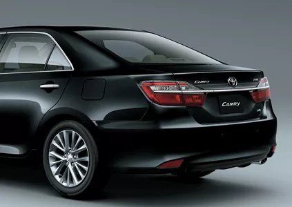 Giá Xe Camry 2.0 E So Với Các Bản Xe Camry 2.5