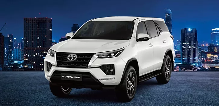 Mua Xe Fortuner 2020: Chọn Động Cơ Fortuner Máy Dầu 2020 Hay Fortuner Máy Xăng 2020?