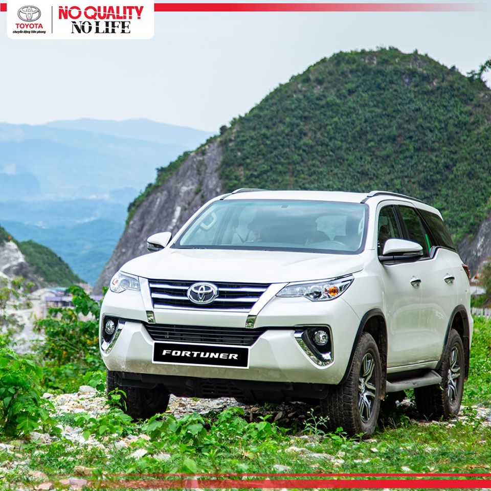 Mua xe Fortuner trả góp lãi suất ưu đãi chỉ 0.33% / tháng tại Toyota Lý Thường Kiệt? Giá lăn bánh xe Fortuner 2019?