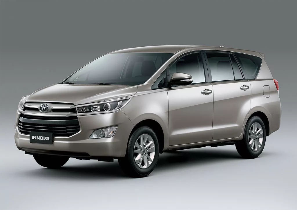 Toyota Innova 2.0E: Mua Xe Kinh Doanh, Chọn Loại Nào Hiệu Quả Nhất?