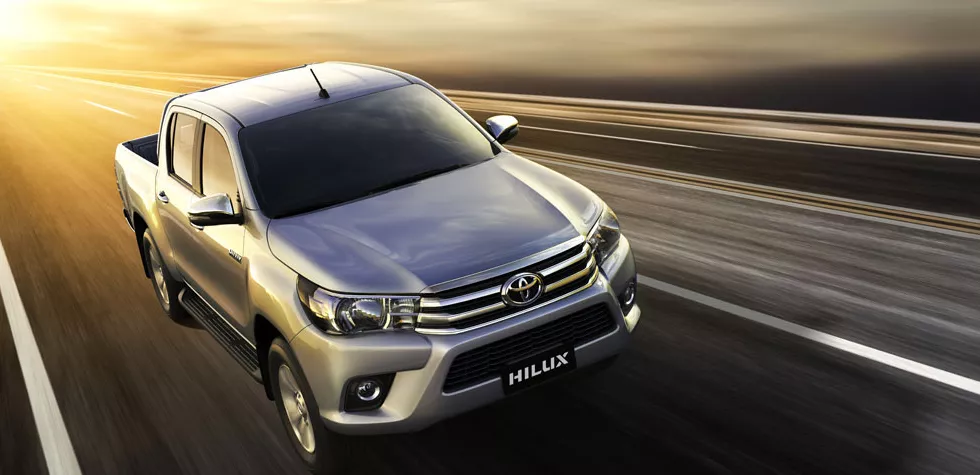 Toyota Hilux 2018 - Sẵn Sàng Chinh Phục Thách Thức