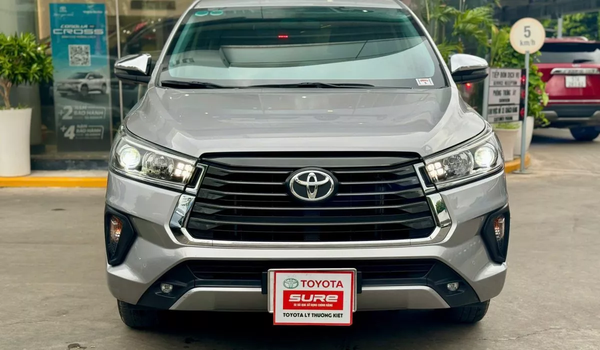 Toyota Innova 2.0G 2023