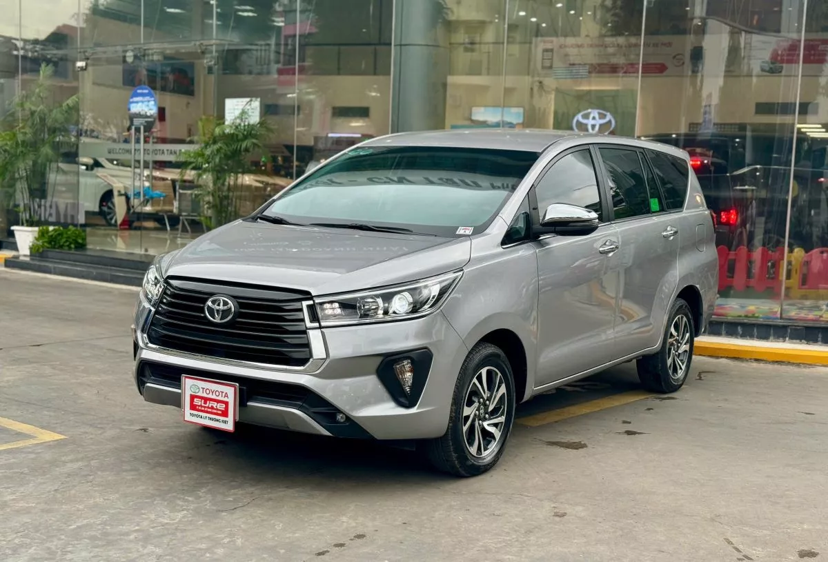 Toyota Innova 2.0G 2023