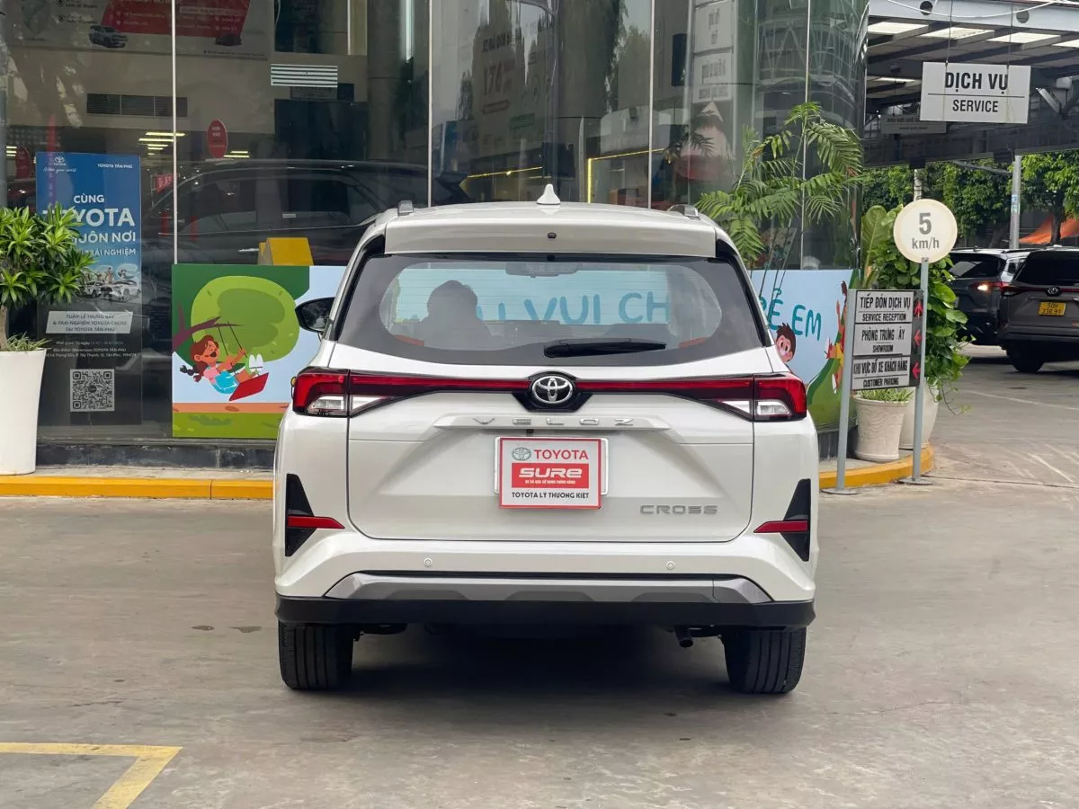 Toyota Veloz Top 1.5At 2023