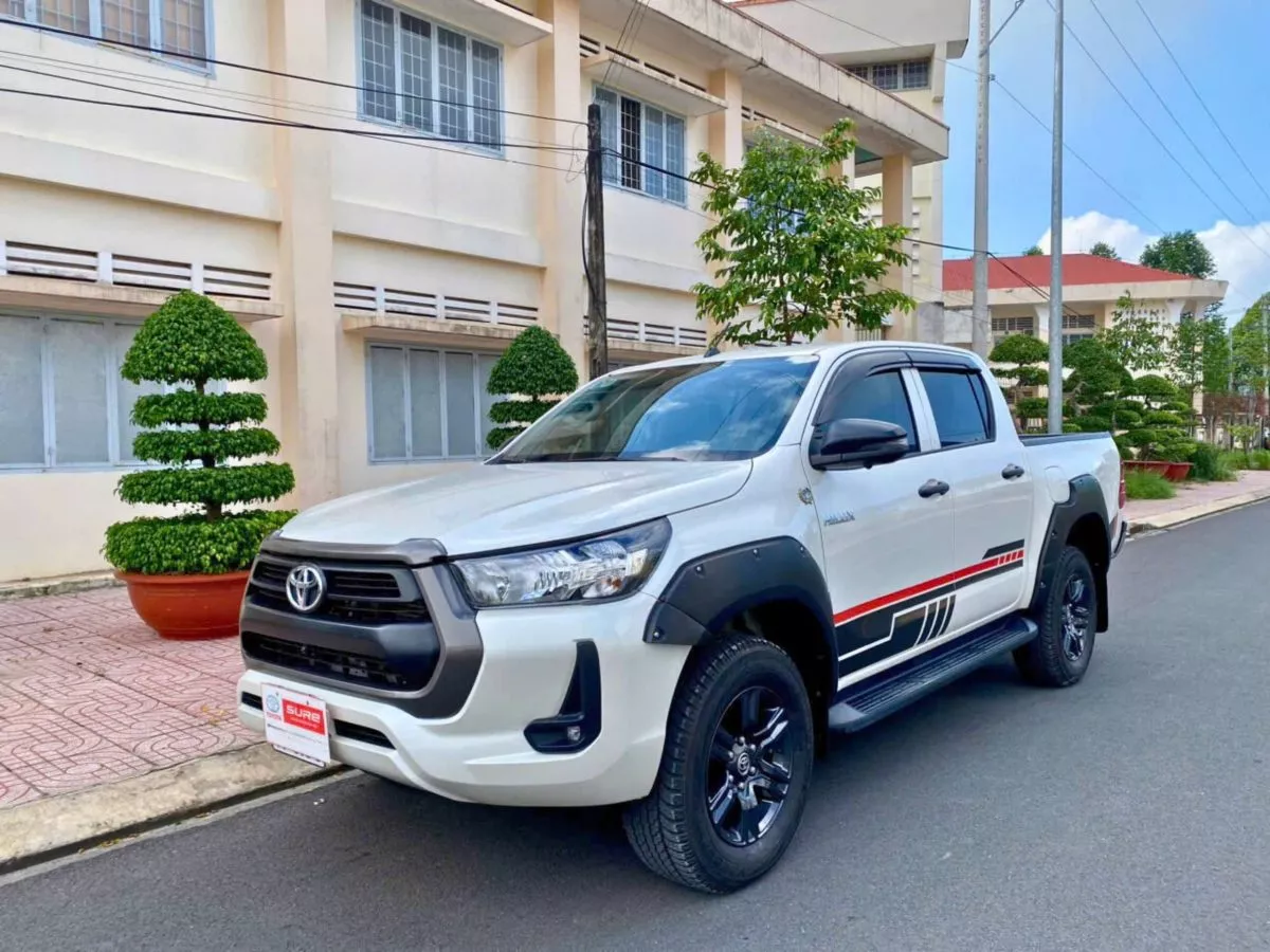 Toyota Hilux 2.4Mt 4X2 2021