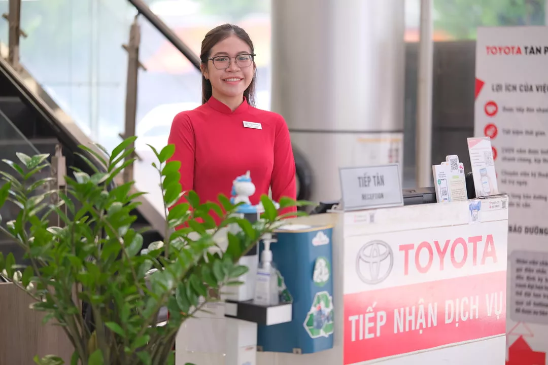 Trung Tâm Chăm Sóc Ô Tô Chuyên Nghiệp - Toyota Tân Phú