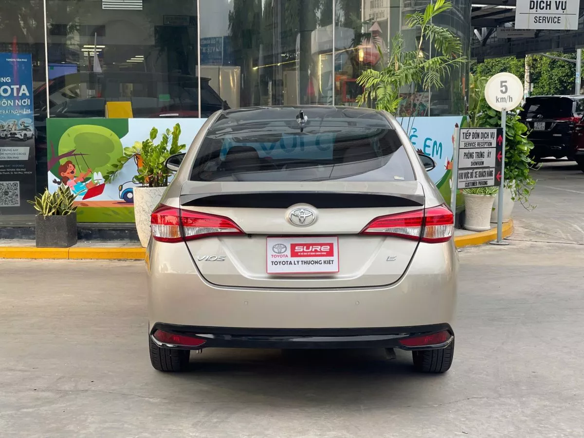 Toyota Vios 1.5E Cvt 2022