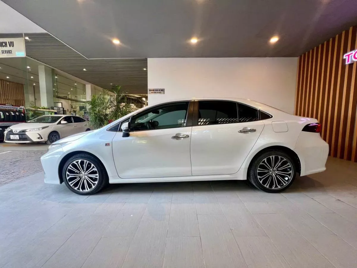 Toyota Corolla Altis 1.8V 2022