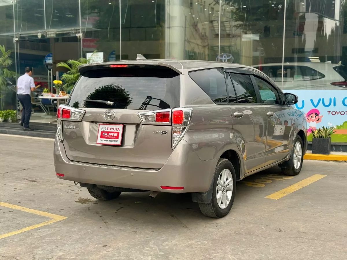 Toyota Innova 2.0G 2019