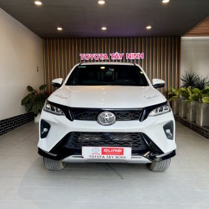 TOYOTA FORTUNER LEGENDER  2.4 AT 2021