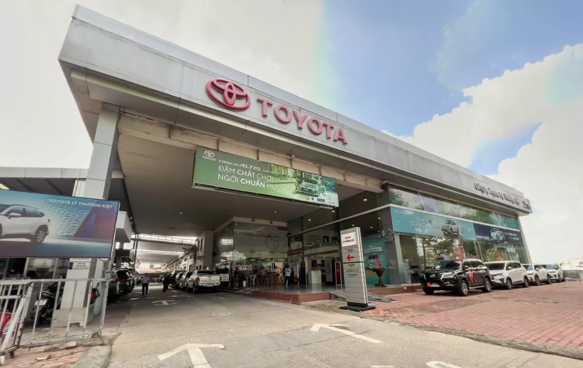 Showroom-Toyota-Ly-Thuong-Kiet