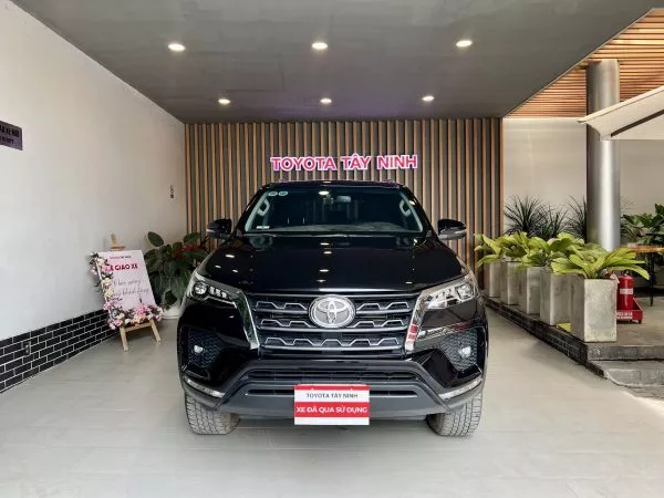 Toyota Fortuner 2.4 At 2022