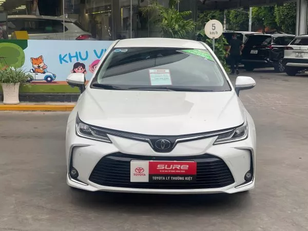 Toyota Corolla Altis 1.8V 2023