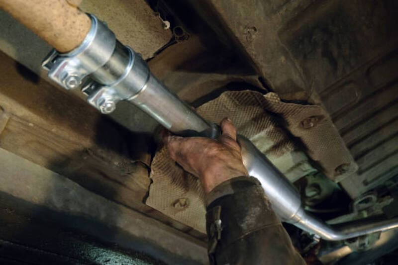 Hệ thống ống xả (Exhaust System)