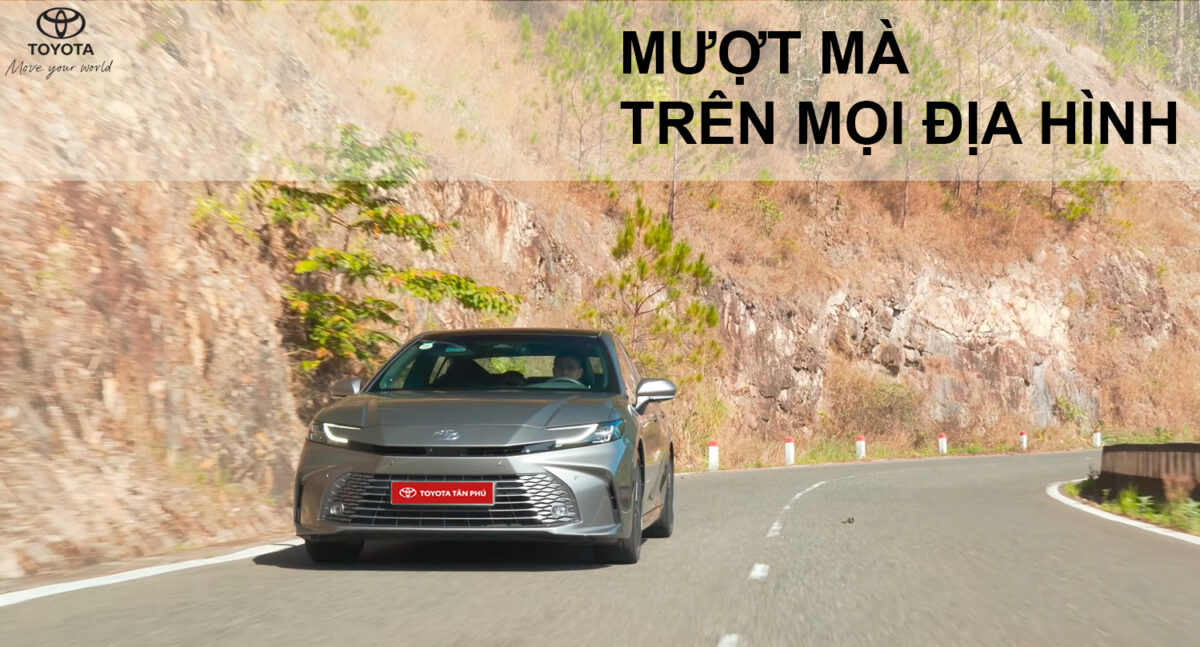 toyota camry lai muot ma