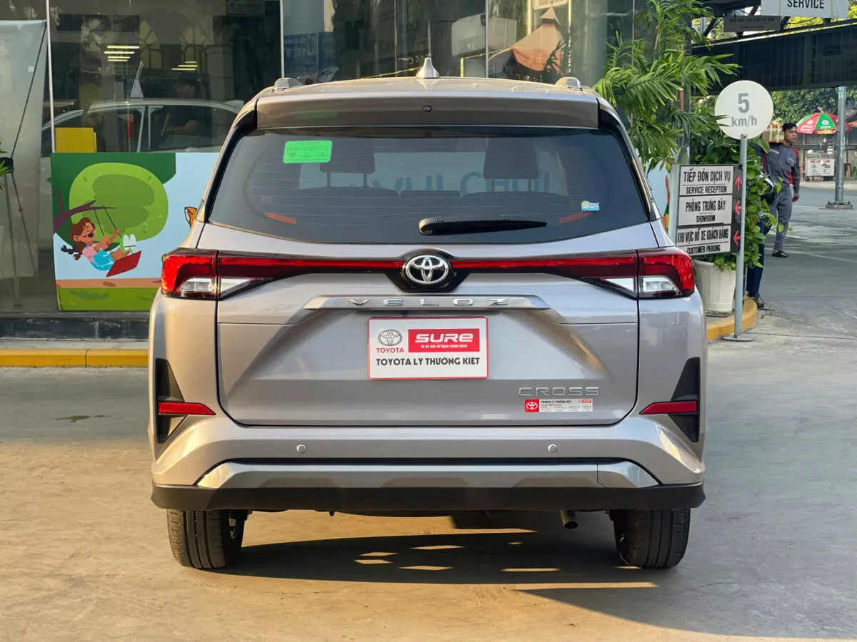 Toyota Veloz Cross 2024
