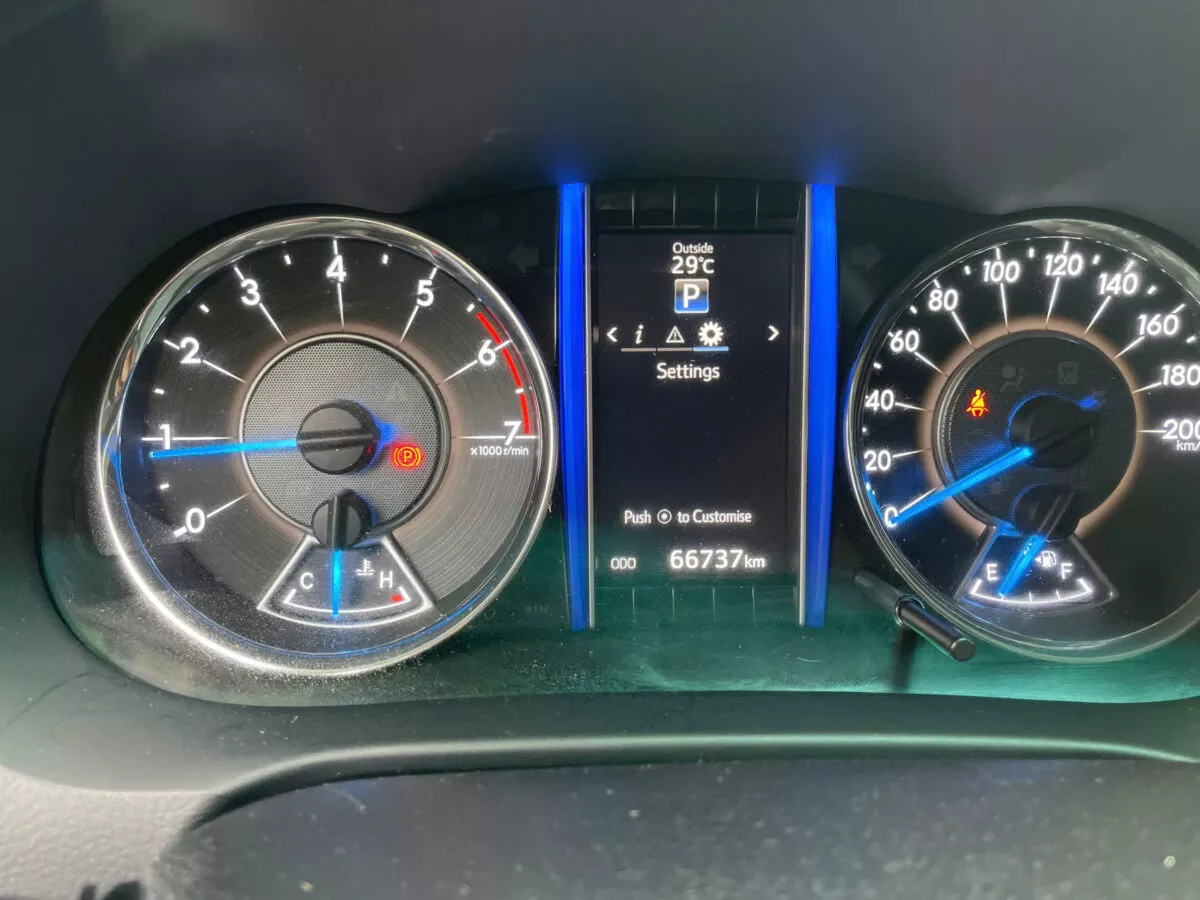 Toyota Fortuner 2.7V 4X2 2017