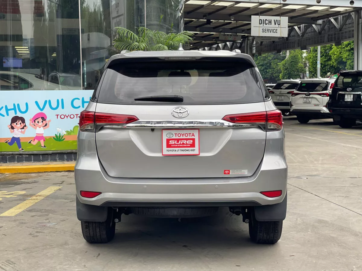 Toyota Fortuner 2.7V 4X2 2017