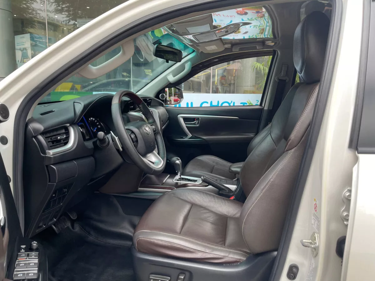 Toyota Fortuner 2.7V 4X2 2019 Trd