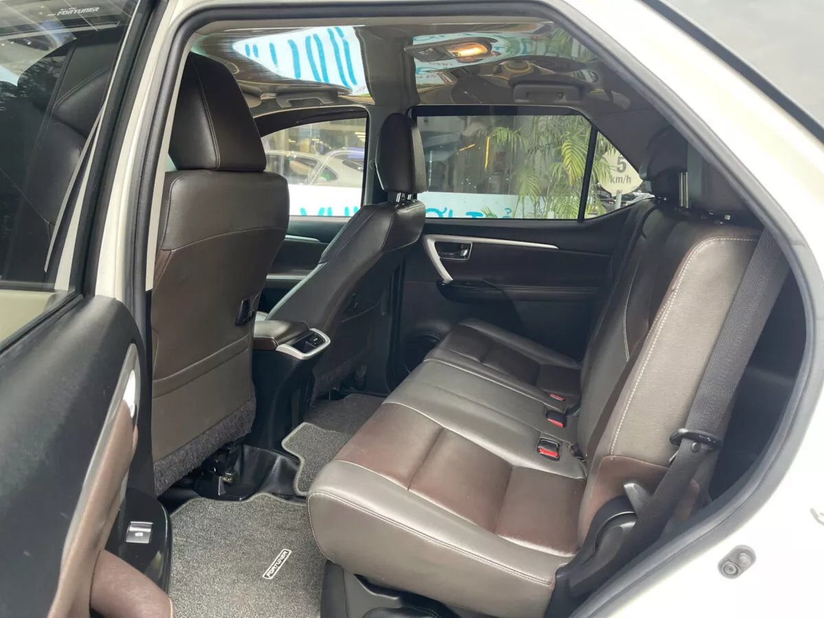 Toyota Fortuner 2.7V 4X2 2019 Trd