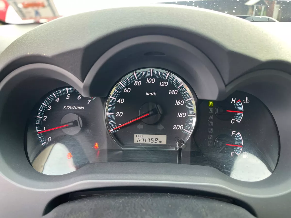 Toyota Fortuner 2.7V 4X2 2015