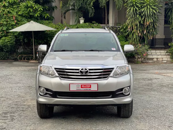 Toyota Fortuner 2.7V 4X2 2015