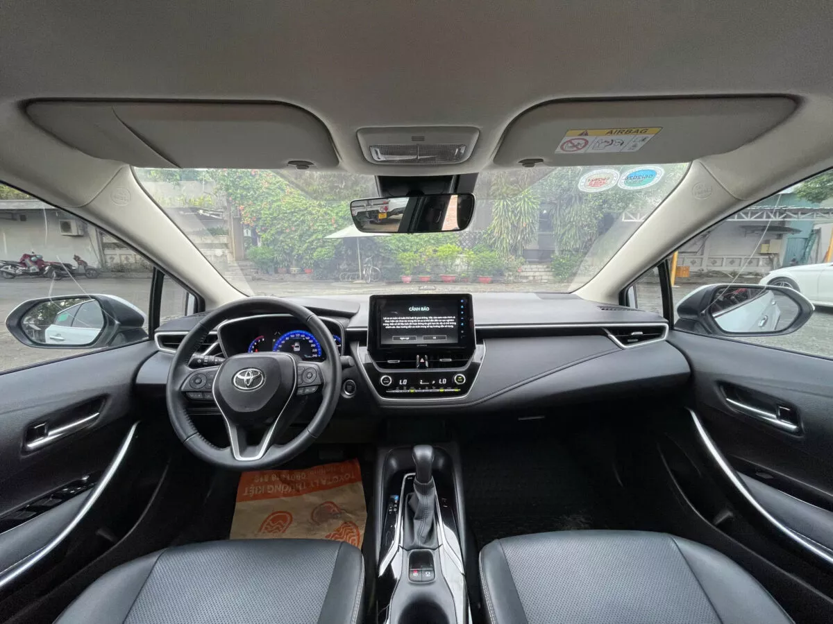 Toyota Corolla Altis 1.8V 2023