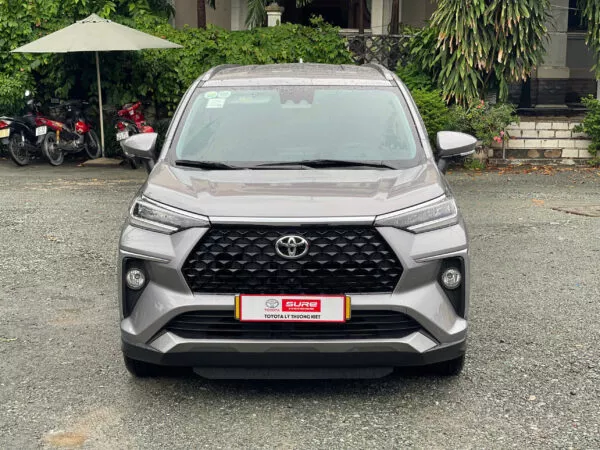 Toyota Veloz Cross Top 2024