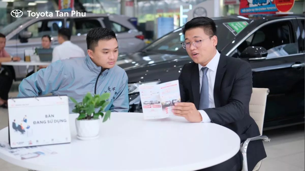 Xe-Cu-Chinh-Hang