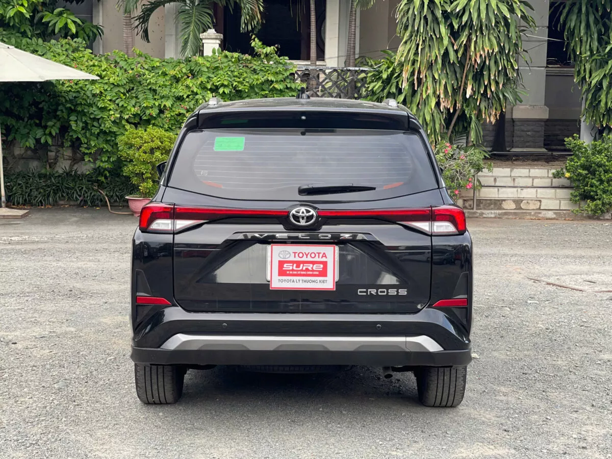 Toyota Veloz Cross Top 2024