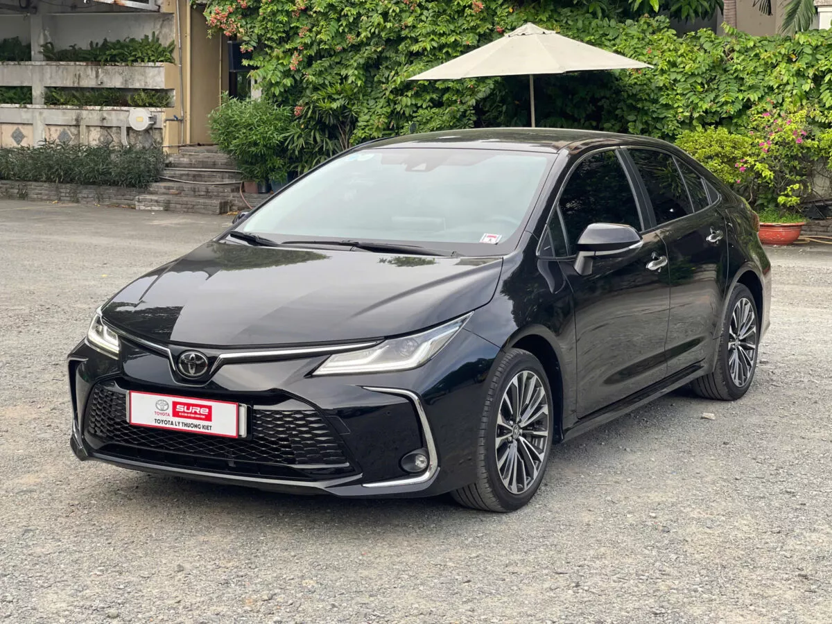 Toyota Corolla Altis 1.8V 2024