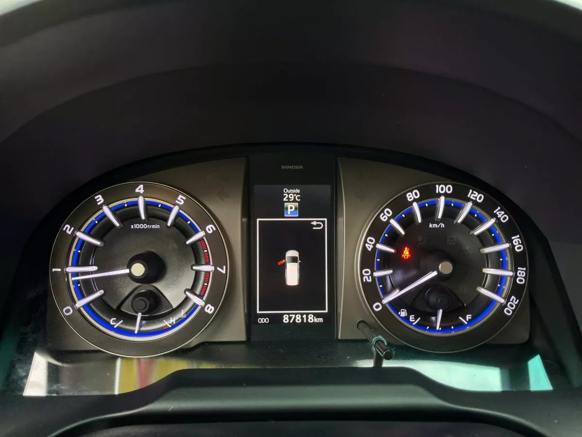 Toyota Innova 2.0G 2019