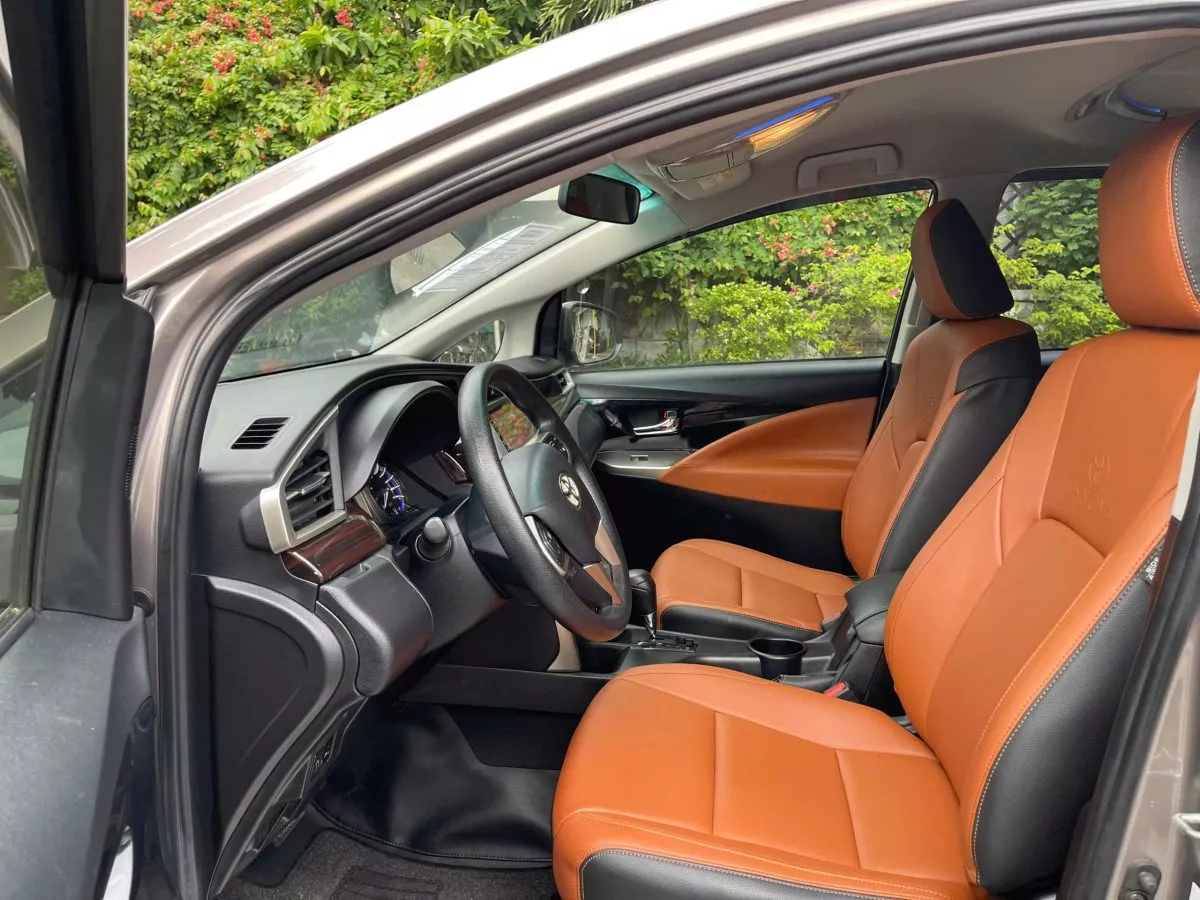 Toyota Innova 2.0G 2019