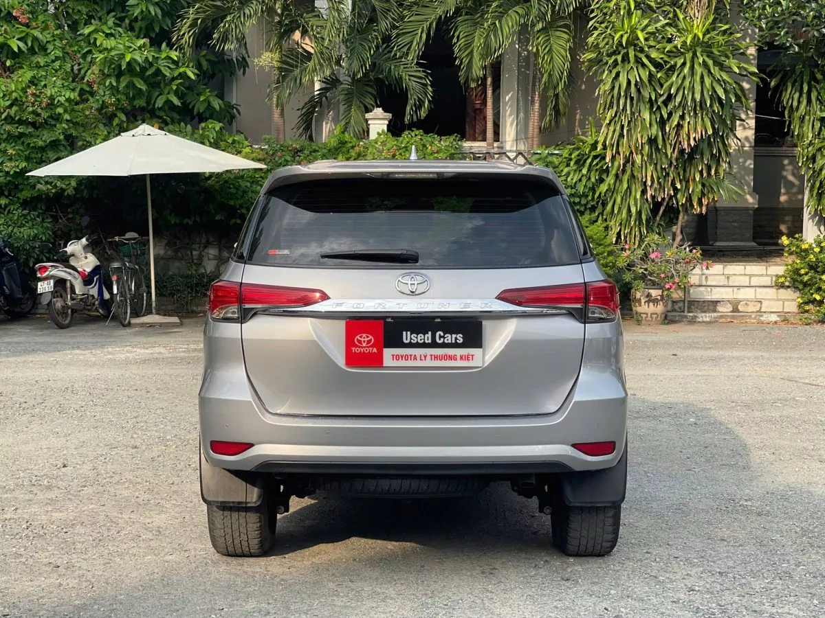 Toyota Fortuner 2.4Mt 2020