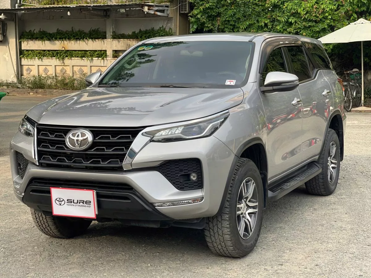 Toyota Fortuner 2.4Mt 2020