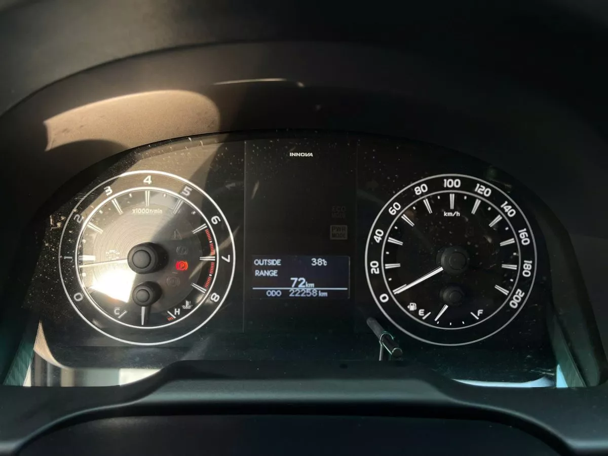Toyota Innova 2.0E Mt 2017