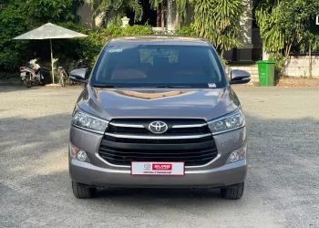 Toyota Innova 2.0E Mt 2017