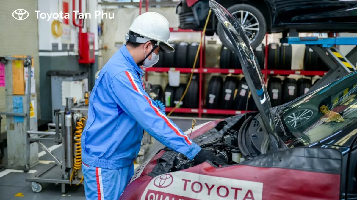 Xe Bị Ngập Nước Phải Làm Gì? 5 Bước Xử Lý Đúng Cách Giúp Giảm Thiệt Hại