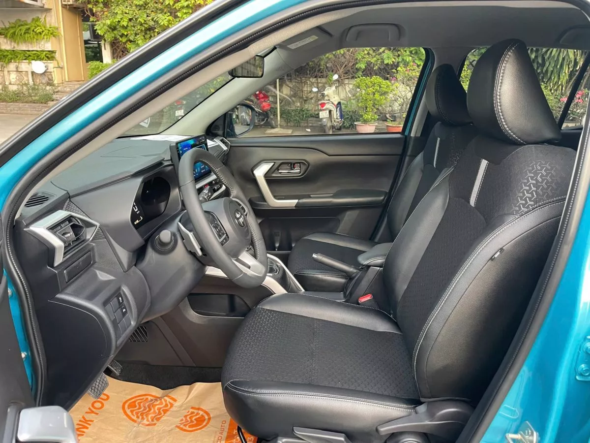 Toyota Raize 1.0 Turbo 7 Toyota Raize 1.0 Turbo