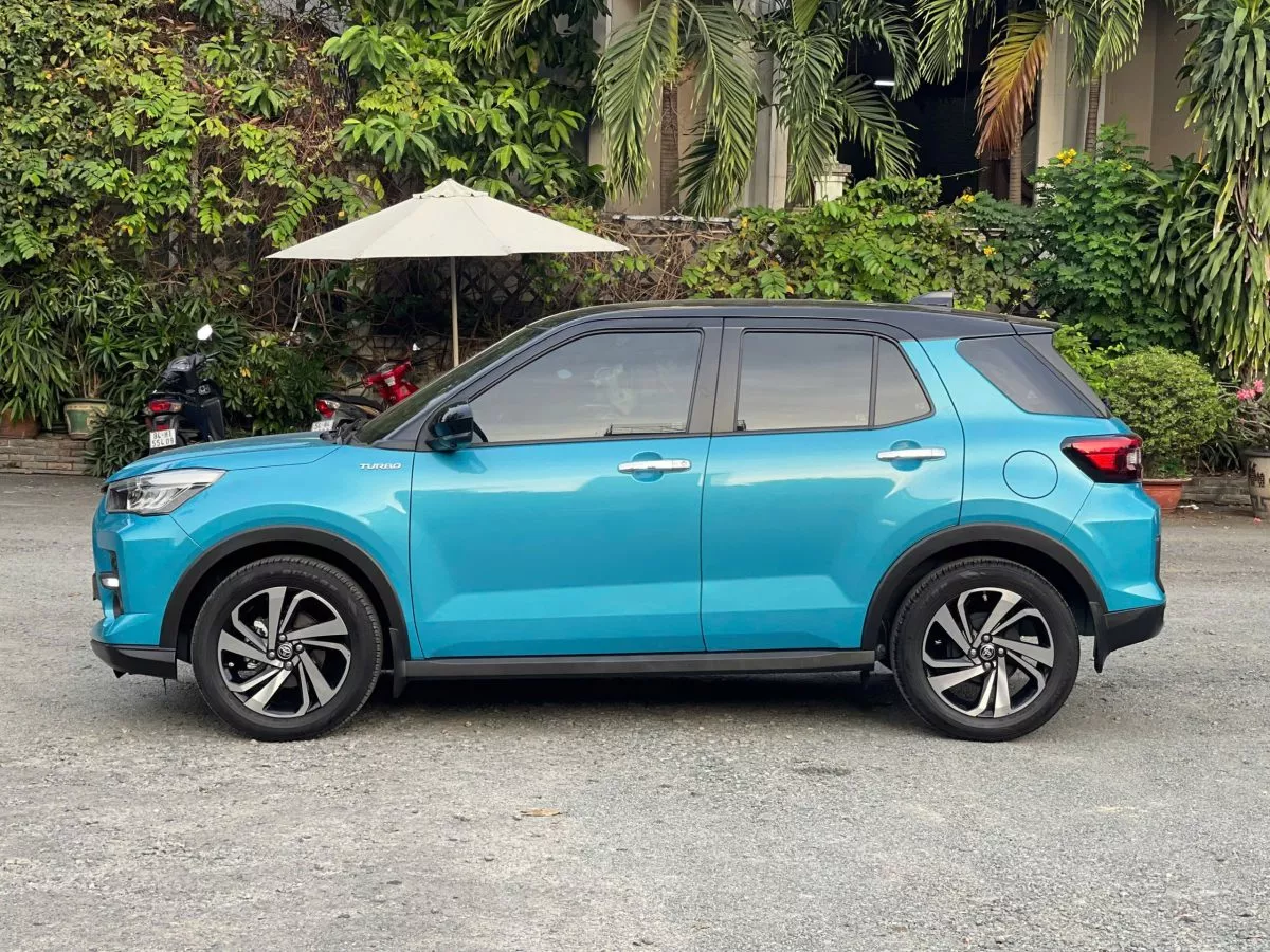 Toyota Raize 1.0 Turbo 4 Toyota Raize 1.0 Turbo