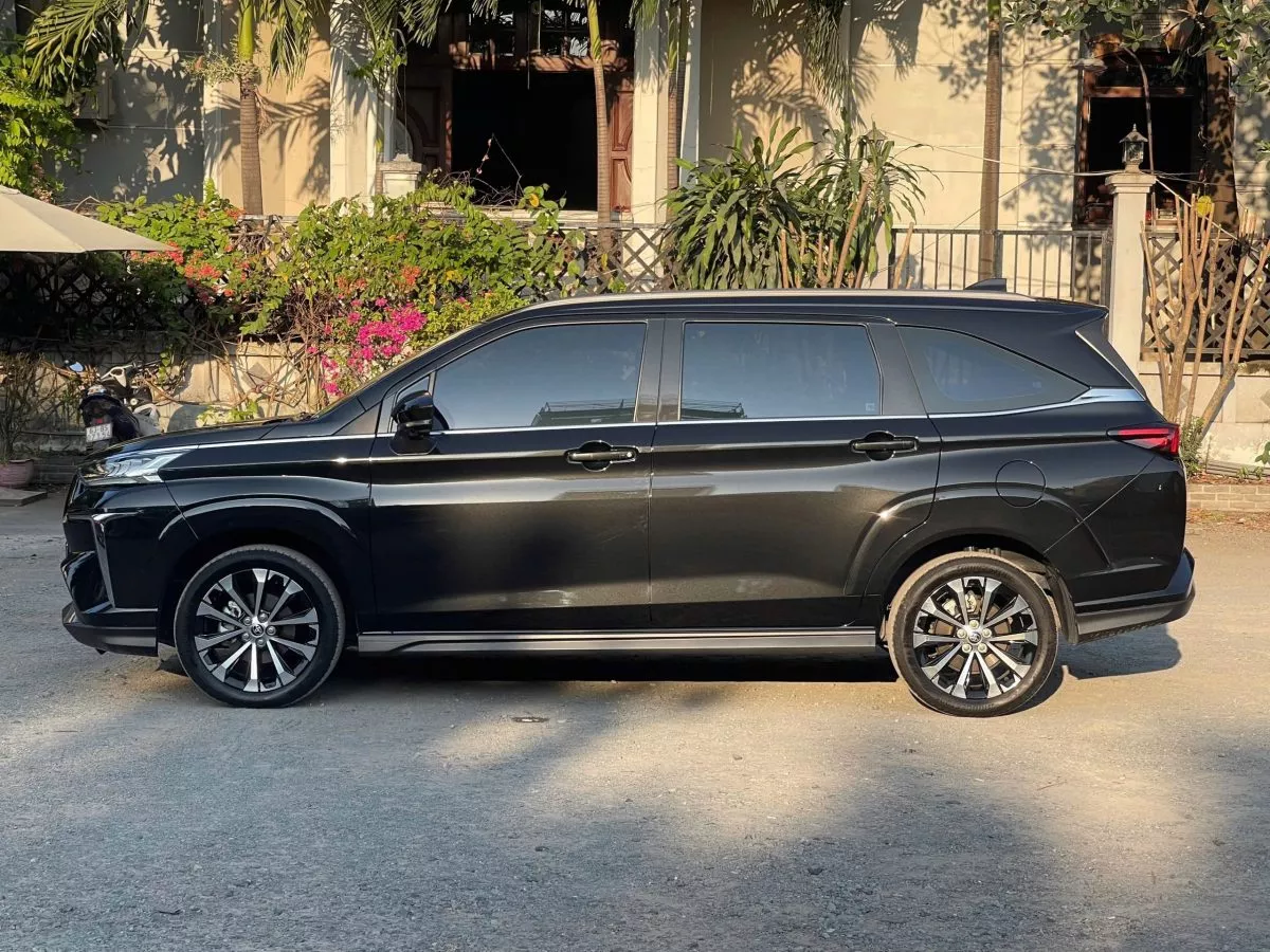 Toyota Veloz Top 2024 4 Toyota Veloz Top 2024