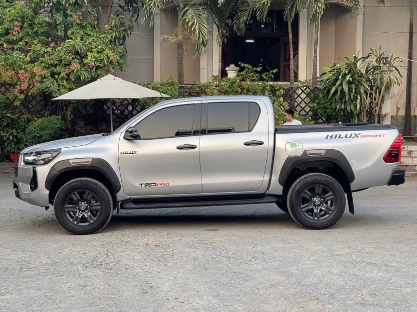 Toyota Hilux 2.4L At 2024 4 Toyota Hilux 2.4L At 2024