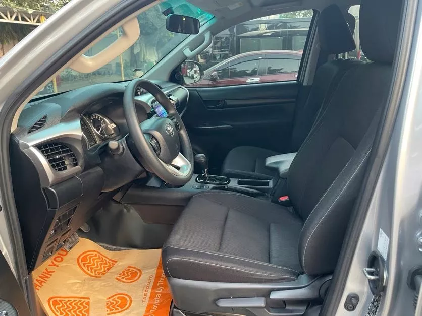 Toyota Hilux 2.4L At 2024 8 Toyota Hilux 2.4L At 2024