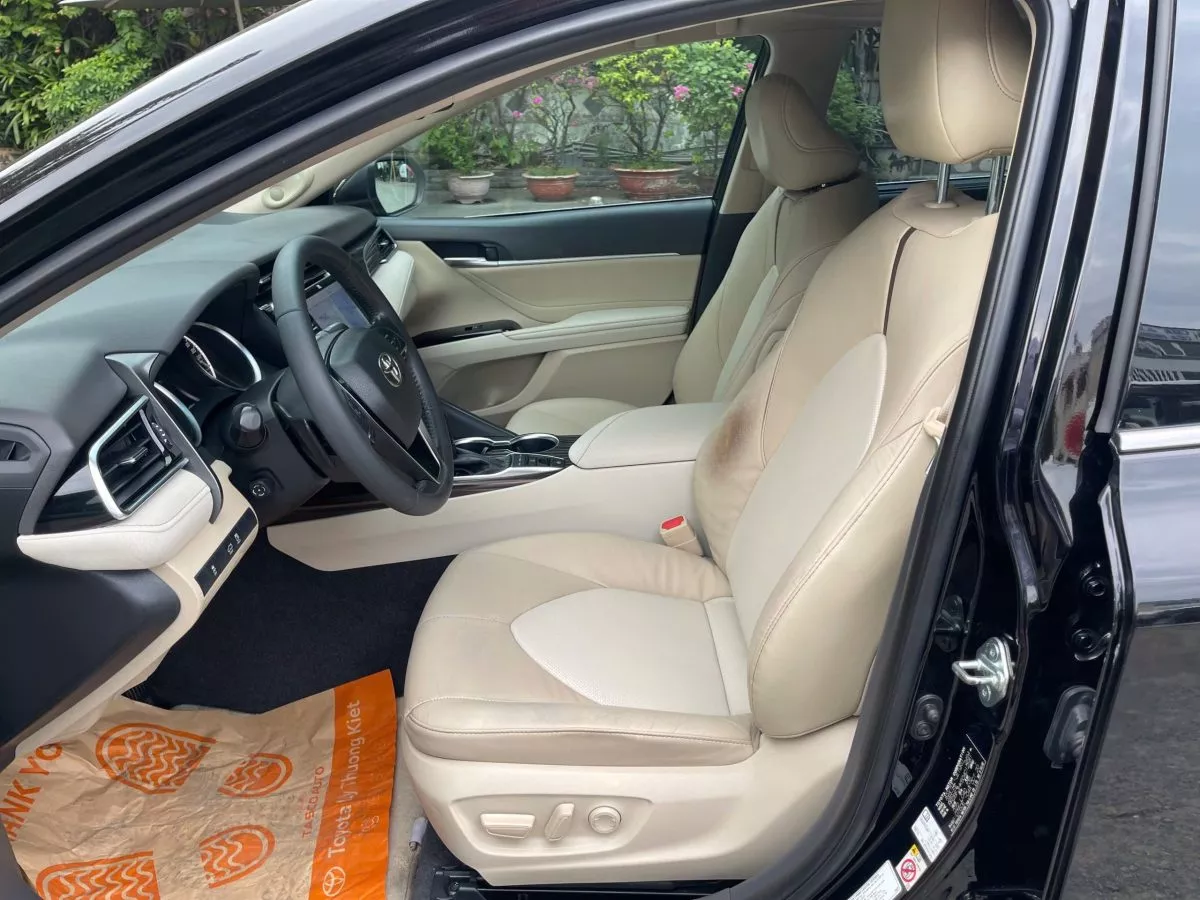 Toyota Camry 2.5Q 2020 8 Toyota Camry 2.5Q 2020