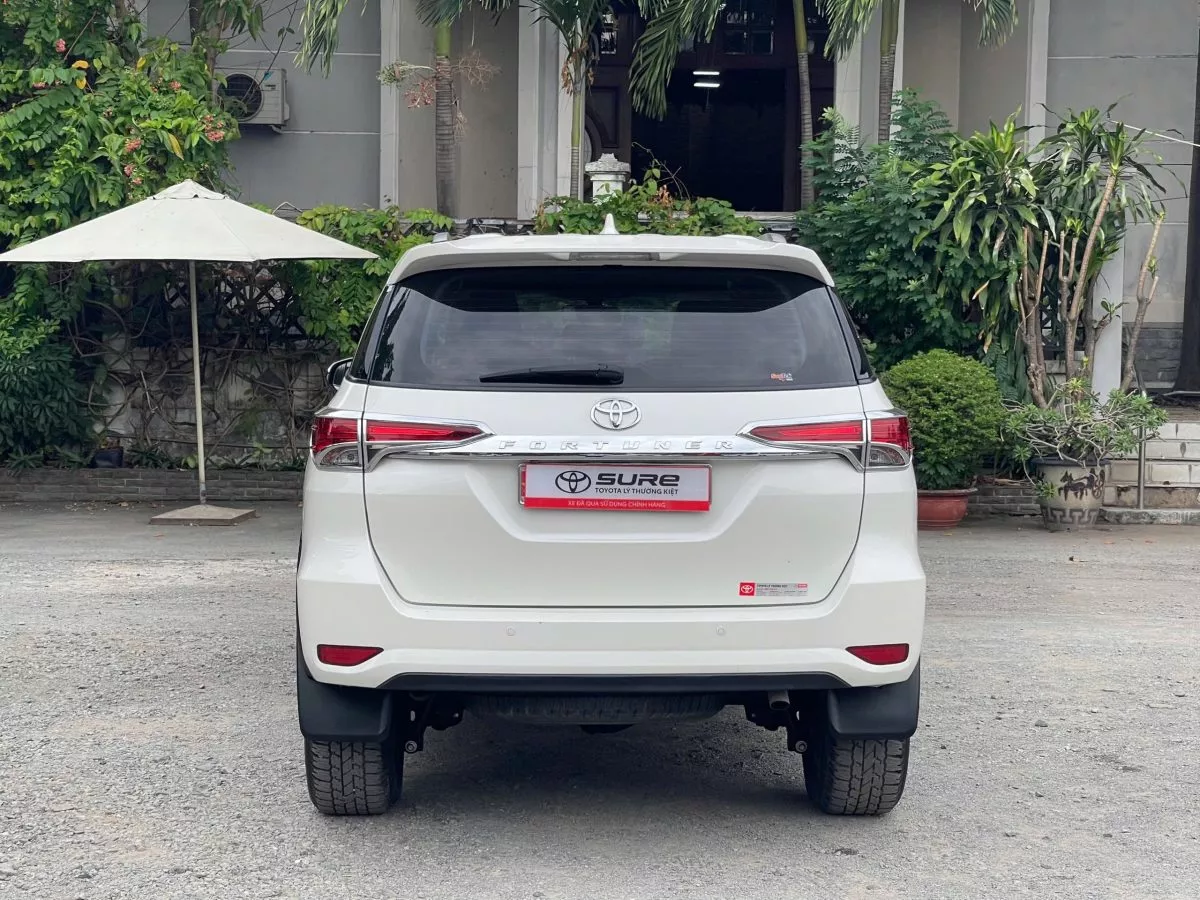Toyota Fortuner 2.7At 2019 6 Toyota Fortuner 2.7At 2019