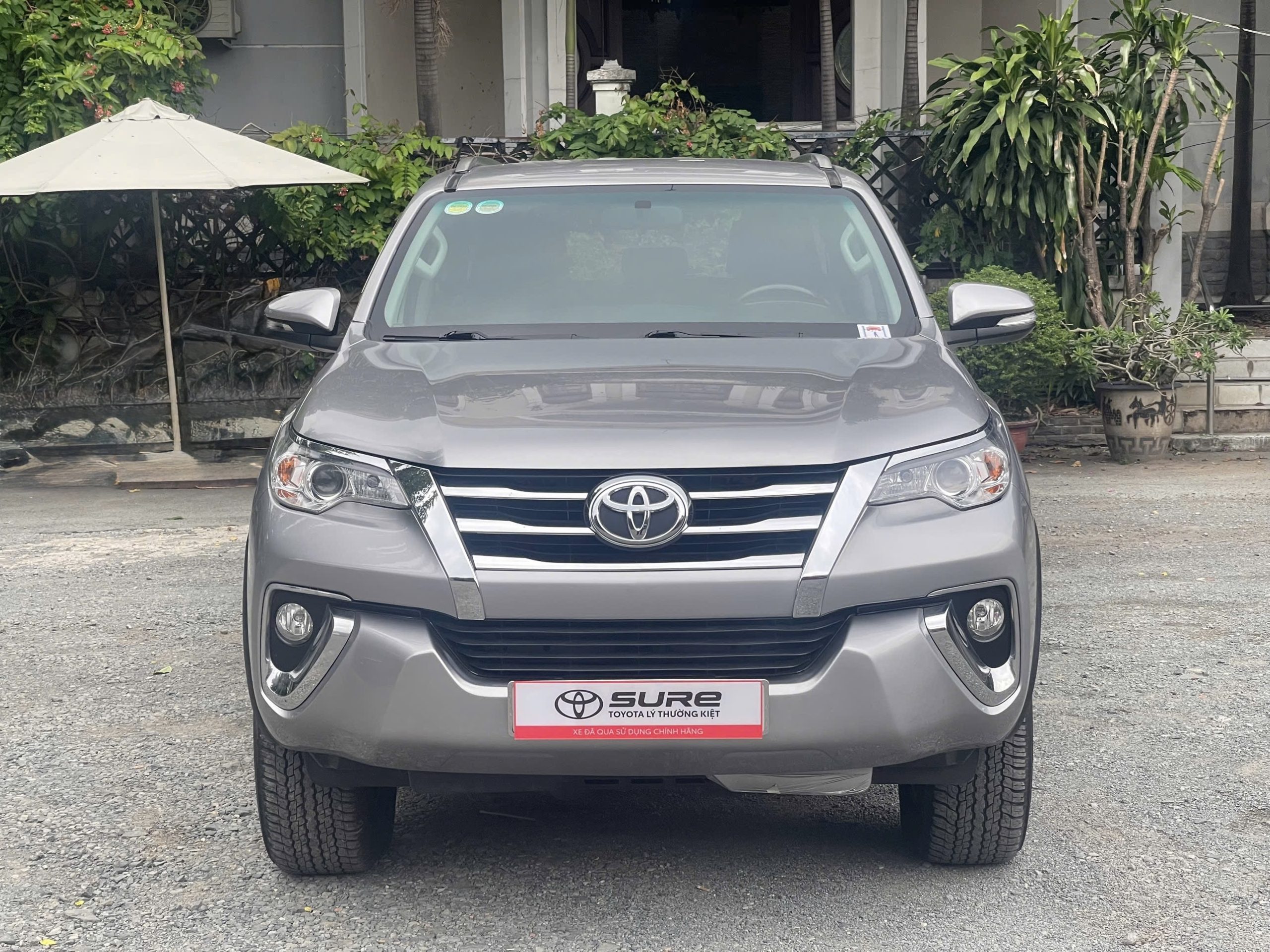 Toyota Fortuner 2.7At 2017 1 Toyota Fortuner 2.7At 2017